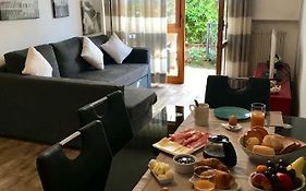 Riki'S Home In Malcesine